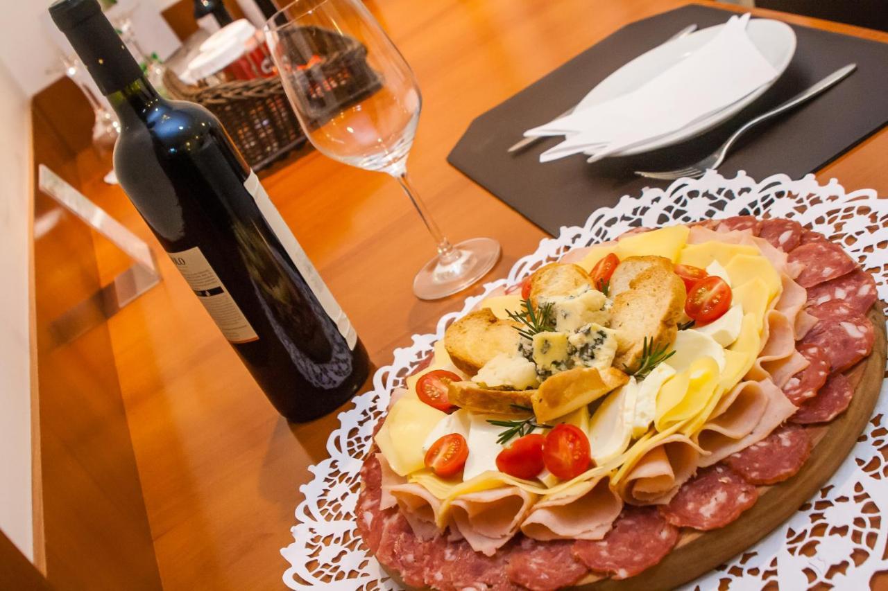 Leques Brasil Escola 酒店